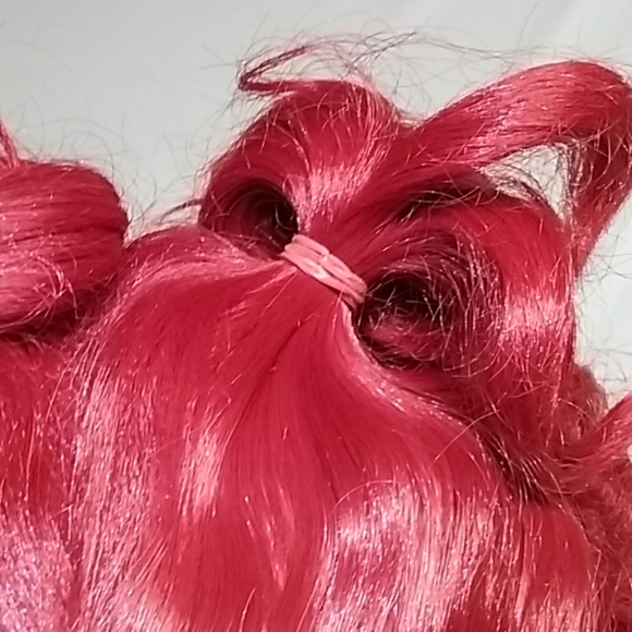 WIG - Picture 4 of 8